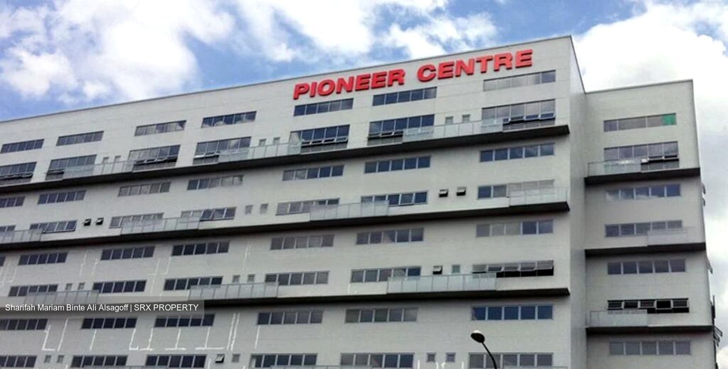 Pioneer Centre (D22), Factory #470469351